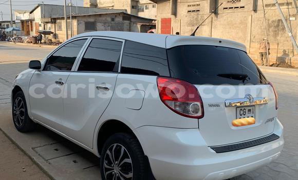 Buy Used Toyota Matrix White Car in Abomey Calavi in Benign