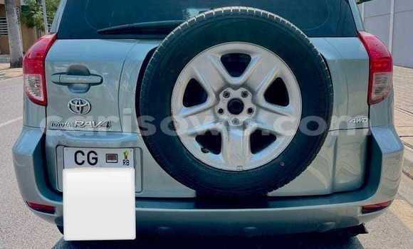 Sayi Na hannu Toyota RAV4 Green Mota in Cotonou a Benin Sayi Na hannu Toyota RAV4 Green Mota in Cotonou a Benin