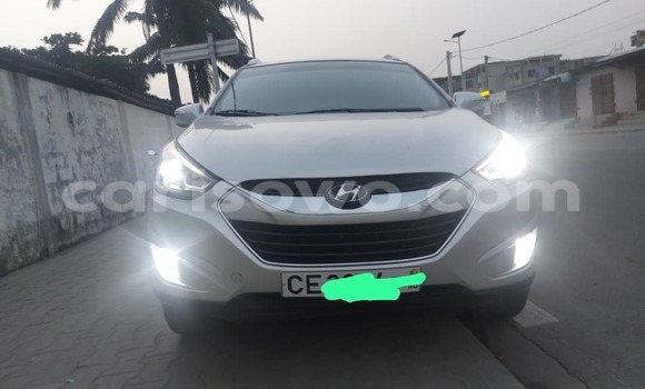 Sayi Na hannu Hyundai Tucson Azurfa Mota in Cotonou a Benin Sayi Na hannu Hyundai Tucson Azurfa Mota in Cotonou a Benin