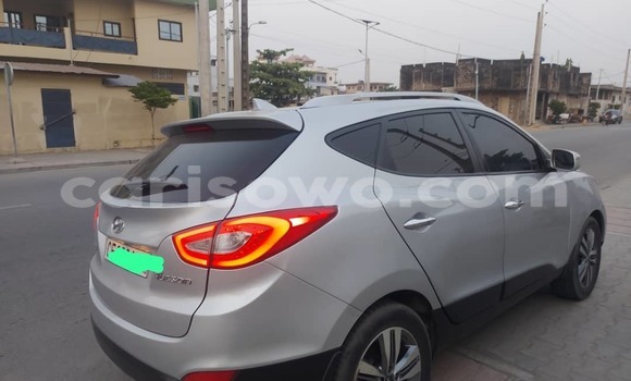 Sayi Na hannu Hyundai Tucson Azurfa Mota in Cotonou a Benin Sayi Na hannu Hyundai Tucson Azurfa Mota in Cotonou a Benin