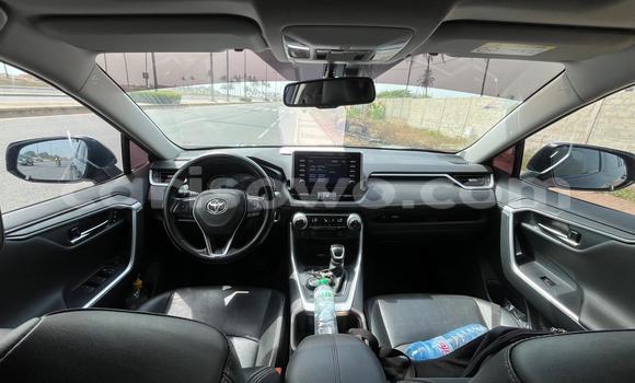 Ra Àlòkù Toyota RAV4 Blue Ọkọ̀ in Cotonou ni Benin Ra Àlòkù Toyota RAV4 Blue Ọkọ̀ in Cotonou ni Benin