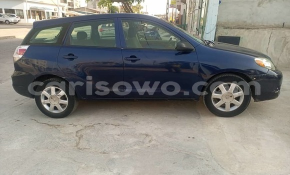 Ra Àlòkù Toyota Matrix Blue Ọkọ̀ in Cotonou ni Benin Ra Àlòkù Toyota Matrix Blue Ọkọ̀ in Cotonou ni Benin