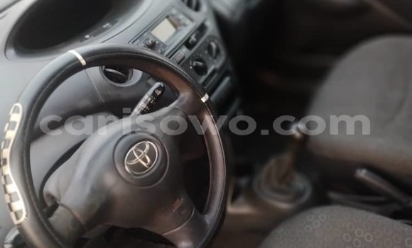 Ra Àlòkù Toyota Yaris Silver Ọkọ̀ in Cotonou ni Benin Ra Àlòkù Toyota Yaris Silver Ọkọ̀ in Cotonou ni Benin