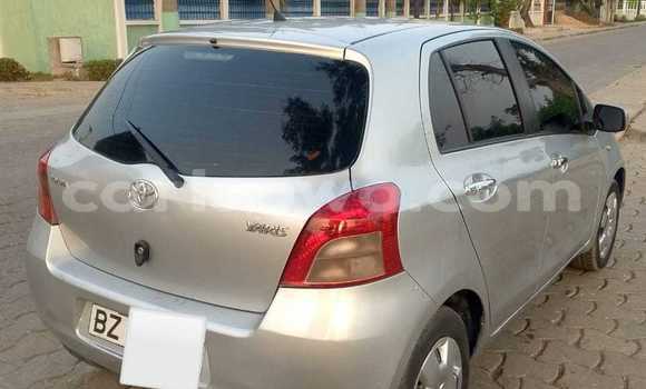 Buy Used Toyota Yaris Silver Car in Cotonou in Benign