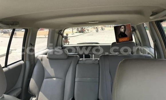 Acheter Occasion Voiture Toyota Highlander Gris à Cotonou, Benin Acheter Occasion Voiture Toyota Highlander Gris à Cotonou, Benin