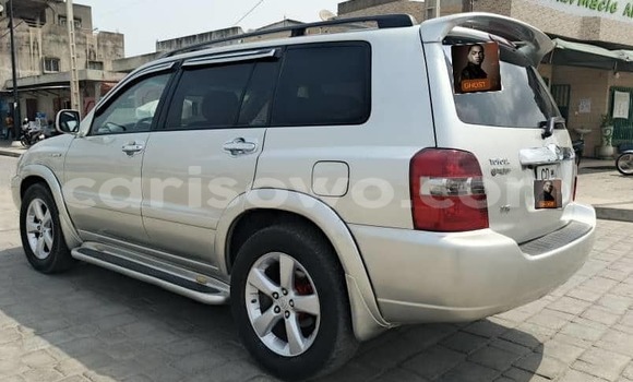Acheter Occasion Voiture Toyota Highlander Gris à Cotonou, Benin Acheter Occasion Voiture Toyota Highlander Gris à Cotonou, Benin