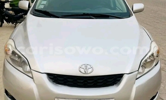 Buy Used Toyota Matrix White Car in Cotonou in Benign Buy Used Toyota Matrix White Car in Cotonou in Benign