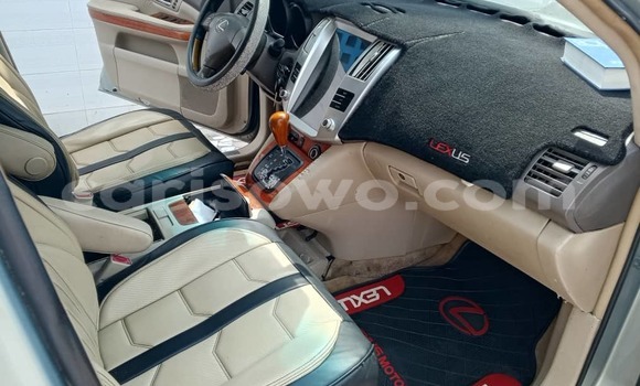 Acheter Occasion Voiture Lexus RX 330 Gris à Cotonou, Benin Acheter Occasion Voiture Lexus RX 330 Gris à Cotonou, Benin