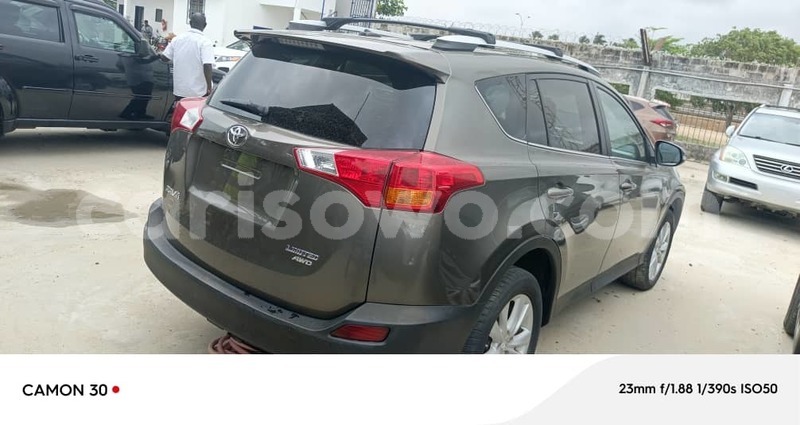 Big with watermark toyota rav4 benin cotonou 22299