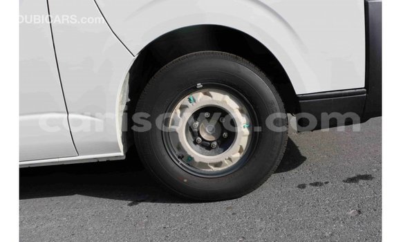 Sayi Imported Toyota Hiace White Mota in Import - Dubai a Benin Sayi Imported Toyota Hiace White Mota in Import - Dubai a Benin