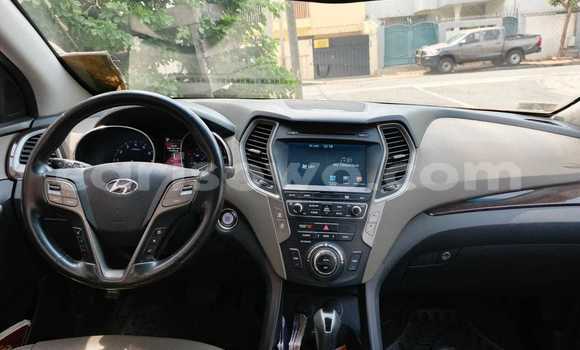 Sayi Na hannu Hyundai Santa Fe Azurfa Mota in Cotonou a Benin Sayi Na hannu Hyundai Santa Fe Azurfa Mota in Cotonou a Benin