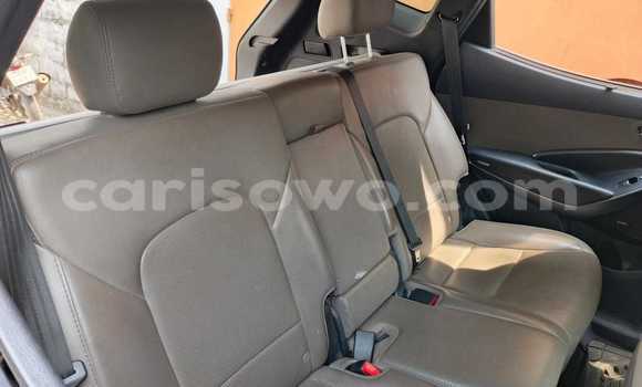 Sayi Na hannu Hyundai Santa Fe Azurfa Mota in Cotonou a Benin Sayi Na hannu Hyundai Santa Fe Azurfa Mota in Cotonou a Benin