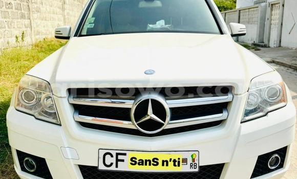 Acheter Occasion Voiture Mercedes-Benz CLA-klasse Noir à Cotonou, Benin Acheter Occasion Voiture Mercedes-Benz CLA-klasse Noir à Cotonou, Benin