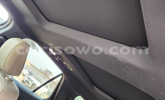 Acheter Occasion Voiture Ford Explorer Blanc à Cotonou, Benin Acheter Occasion Voiture Ford Explorer Blanc à Cotonou, Benin