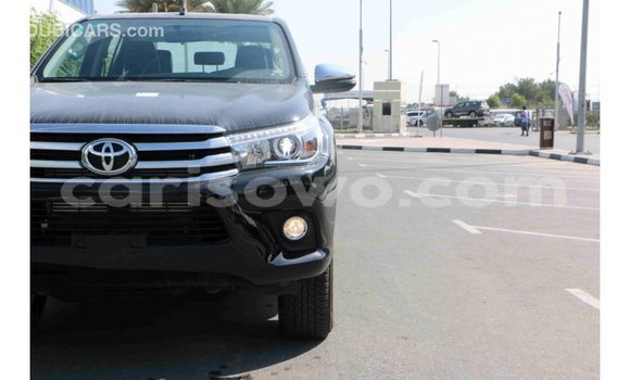 Acheter Import Voiture Toyota Hilux Noir à Import - Dubai, Benin Acheter Import Voiture Toyota Hilux Noir à Import - Dubai, Benin