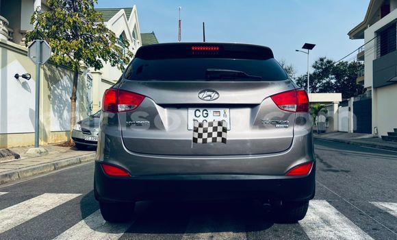 Acheter Occasion Voiture Hyundai Tucson Marron à Abomey Calavi, Benin Acheter Occasion Voiture Hyundai Tucson Marron à Abomey Calavi, Benin