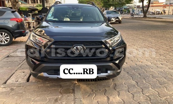 Acheter Occasion Voiture Toyota RAV4 Noir à Cotonou, Benin