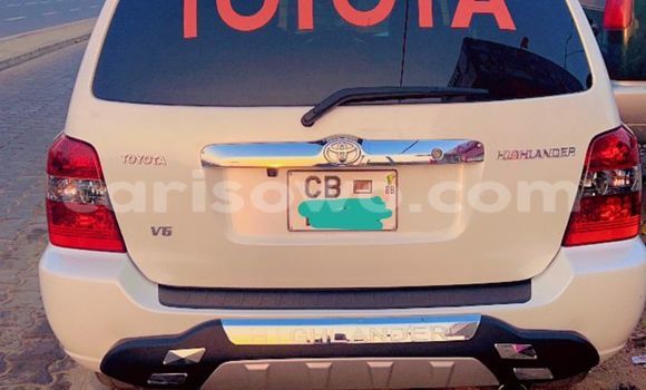 Sayi Na hannu Toyota Highlander White Mota in Cotonou a Benin Sayi Na hannu Toyota Highlander White Mota in Cotonou a Benin