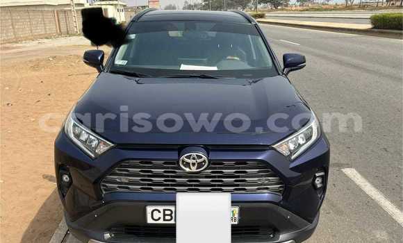 Sayi Na hannu Toyota RAV4 Blue Mota in Cotonou a Benin Sayi Na hannu Toyota RAV4 Blue Mota in Cotonou a Benin