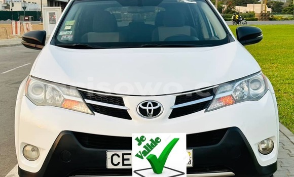 Acheter Occasion Voiture Toyota RAV4 Blanc à Abomey Calavi, Benin Acheter Occasion Voiture Toyota RAV4 Blanc à Abomey Calavi, Benin