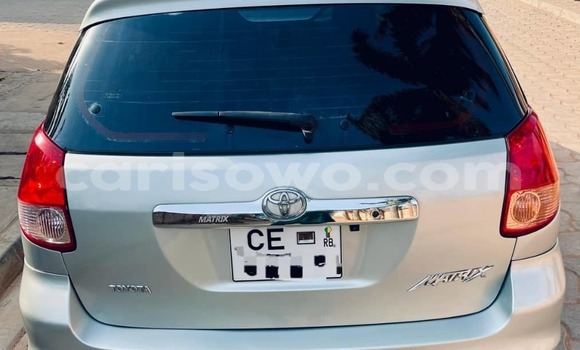 Acheter Occasion Voiture Toyota Matrix Gris à Abomey Calavi, Benin Acheter Occasion Voiture Toyota Matrix Gris à Abomey Calavi, Benin