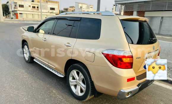 Acheter Occasion Voiture Toyota Highlander Autre à Cotonou, Benin Acheter Occasion Voiture Toyota Highlander Autre à Cotonou, Benin