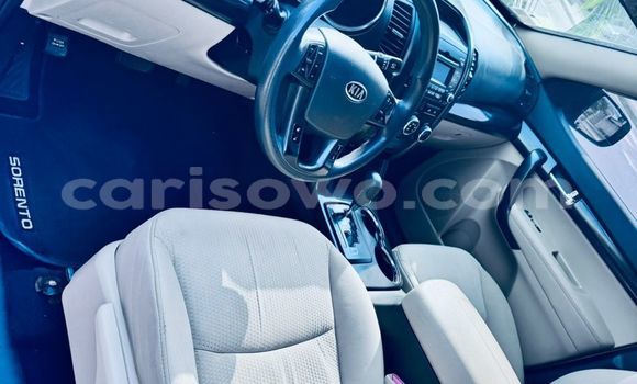 Acheter Occasion Voiture Kia Sorento Gris à Abomey Calavi, Benin Acheter Occasion Voiture Kia Sorento Gris à Abomey Calavi, Benin