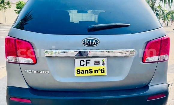 Acheter Occasion Voiture Kia Sorento Gris à Abomey Calavi, Benin Acheter Occasion Voiture Kia Sorento Gris à Abomey Calavi, Benin