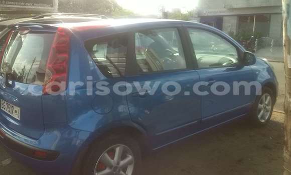 Sayi Na hannu Nissan Note Blue Mota in Cotonou a Benin Sayi Na hannu Nissan Note Blue Mota in Cotonou a Benin