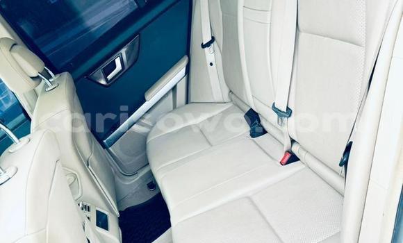 Sayi Na hannu Mercedes-Benz GLK–Class White Mota in Abomey Calavi a Benin Sayi Na hannu Mercedes-Benz GLK–Class White Mota in Abomey Calavi a Benin