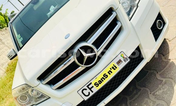 Sayi Na hannu Mercedes-Benz GLK–Class White Mota in Abomey Calavi a Benin Sayi Na hannu Mercedes-Benz GLK–Class White Mota in Abomey Calavi a Benin