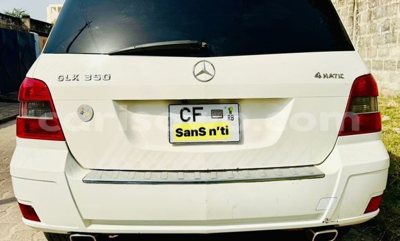 Sayi Na hannu Mercedes-Benz GLK–Class White Mota in Abomey Calavi a Benin Sayi Na hannu Mercedes-Benz GLK–Class White Mota in Abomey Calavi a Benin
