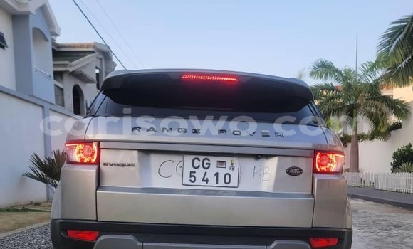 Acheter Occasion Voiture Range Rover Evoque Gris à Kandi, Benin Acheter Occasion Voiture Range Rover Evoque Gris à Kandi, Benin