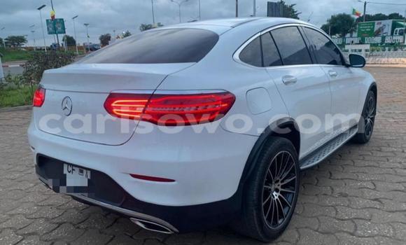 Acheter Occasion Voiture Mercedes-Benz GLE Blanc à Abomey, Benin Acheter Occasion Voiture Mercedes-Benz GLE Blanc à Abomey, Benin