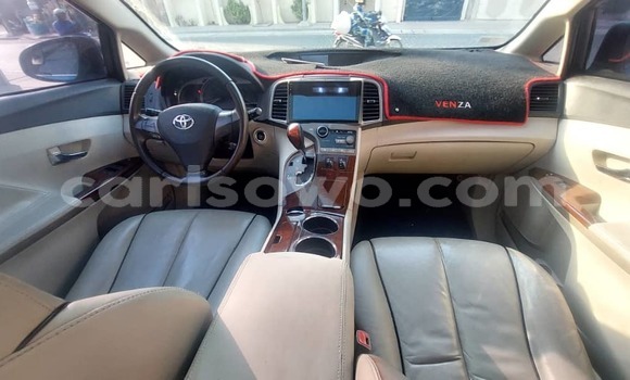 Acheter Occasion Voiture Toyota Venza Bleu à Abomey Calavi, Benin Acheter Occasion Voiture Toyota Venza Bleu à Abomey Calavi, Benin