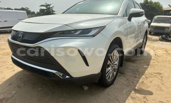 Sayi Imported Toyota Venza White Mota in Abomey Calavi a Benin Sayi Imported Toyota Venza White Mota in Abomey Calavi a Benin