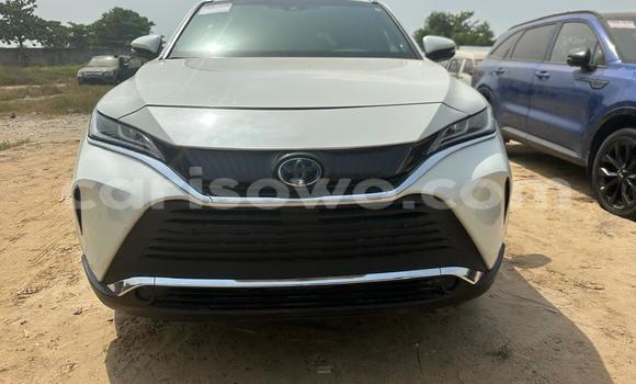Sayi Imported Toyota Venza White Mota in Abomey Calavi a Benin Sayi Imported Toyota Venza White Mota in Abomey Calavi a Benin