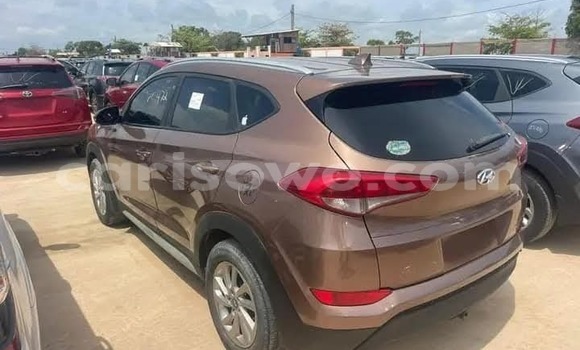 Acheter Neuf Voiture Hyundai Tucson Marron à Abomey Calavi, Benin Acheter Neuf Voiture Hyundai Tucson Marron à Abomey Calavi, Benin