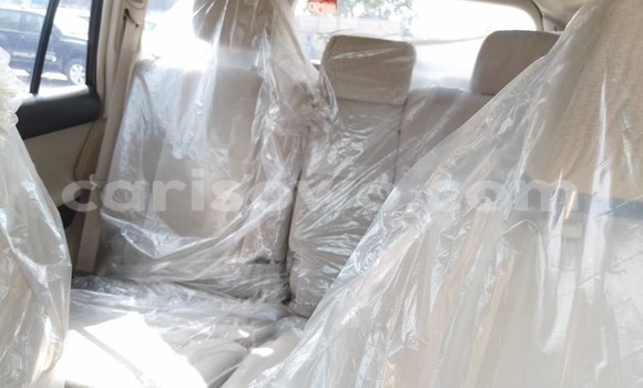 Sayi Sabo Toyota Land Cruiser Prado White Mota in Abomey Calavi a Benin Sayi Sabo Toyota Land Cruiser Prado White Mota in Abomey Calavi a Benin