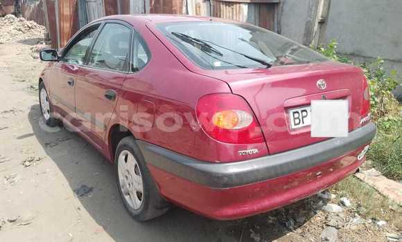 Acheter Occasion Voiture Toyota Avensis Rouge à Cotonou, Benin Acheter Occasion Voiture Toyota Avensis Rouge à Cotonou, Benin