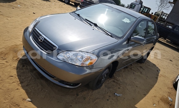 Acheter Occasion Voiture Toyota Corolla Beige à Cotonou, Benin Acheter Occasion Voiture Toyota Corolla Beige à Cotonou, Benin