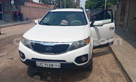 Acheter Occasion Voiture Kia Sorento Blanc à Abomey Calavi, Benin