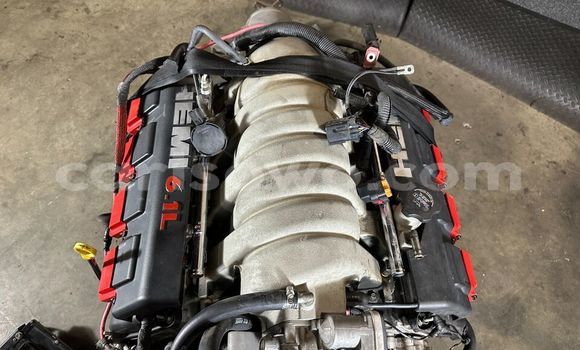 Sayi CHRYSLER 300C SRT8 in Porto Novo a Benin Sayi CHRYSLER 300C SRT8 in Porto Novo a Benin