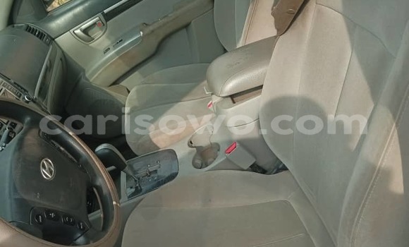 Sayi Na hannu Hyundai H1 Azurfa Mota in Abomey Calavi a Benin Sayi Na hannu Hyundai H1 Azurfa Mota in Abomey Calavi a Benin