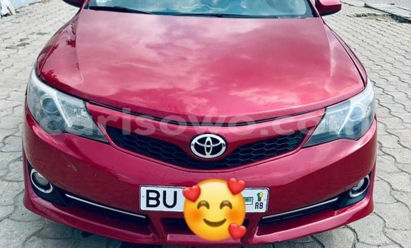 Acheter Occasion Voiture Toyota Camry Rouge à Abomey Calavi, Benin Acheter Occasion Voiture Toyota Camry Rouge à Abomey Calavi, Benin