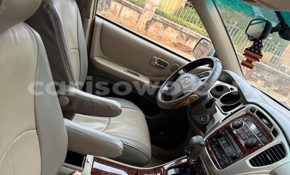 Acheter Occasion Voiture Toyota Highlander Vert à Kétou, Benin Acheter Occasion Voiture Toyota Highlander Vert à Kétou, Benin