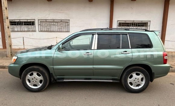 Acheter Occasion Voiture Toyota Highlander Vert à Kétou, Benin Acheter Occasion Voiture Toyota Highlander Vert à Kétou, Benin