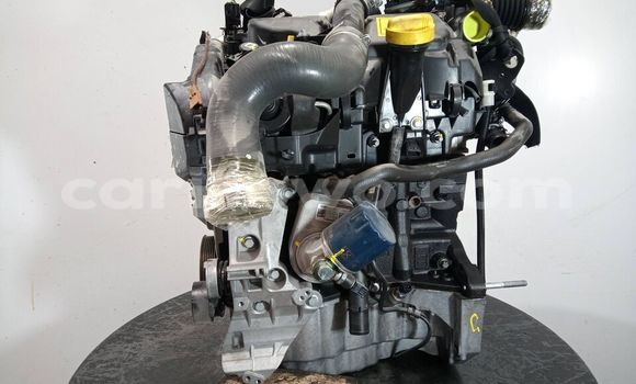 Sayi RENAULT CLIO. in Porto Novo a Benin Sayi RENAULT CLIO. in Porto Novo a Benin