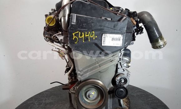 Sayi RENAULT CLIO. in Porto Novo a Benin Sayi RENAULT CLIO. in Porto Novo a Benin