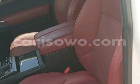 Acheter Occasion Voiture Lexus GX Blanc à Cotonou, Benin Acheter Occasion Voiture Lexus GX Blanc à Cotonou, Benin